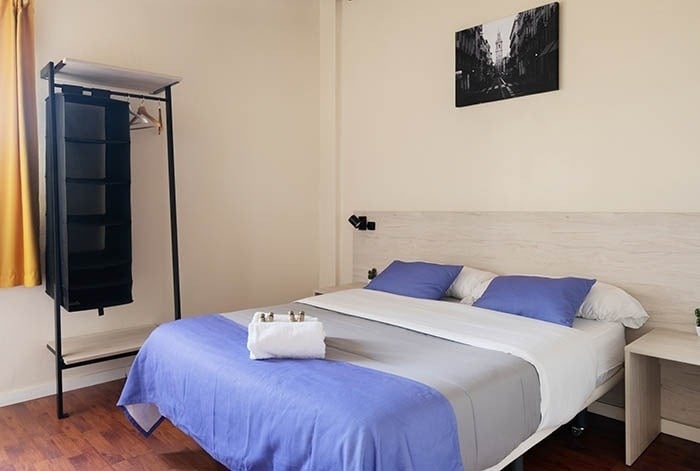 Feet Up Hostels