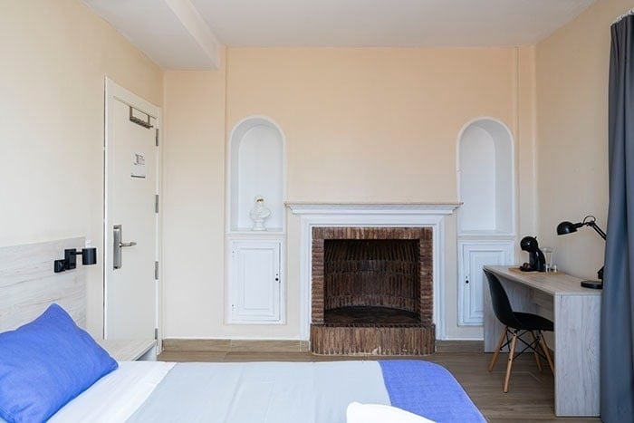 Feet Up Hostels