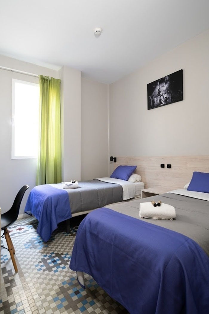 Feet Up Hostels