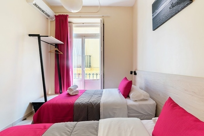 Feet Up Hostels
