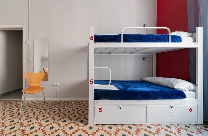 Feet Up Hostels
