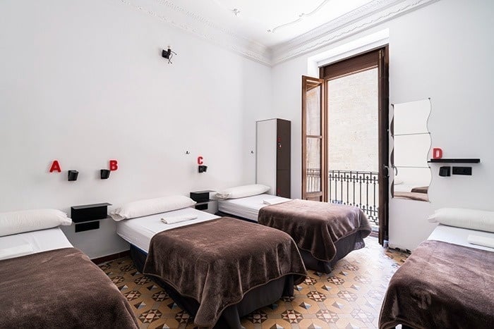 Feet Up Hostels