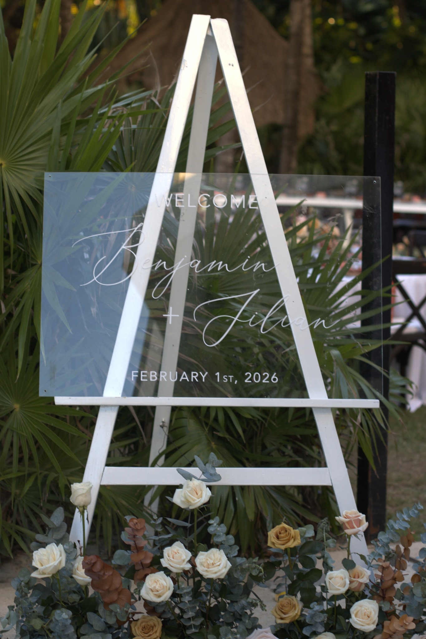Garden wedding reception with tropical decor in Riviera Maya