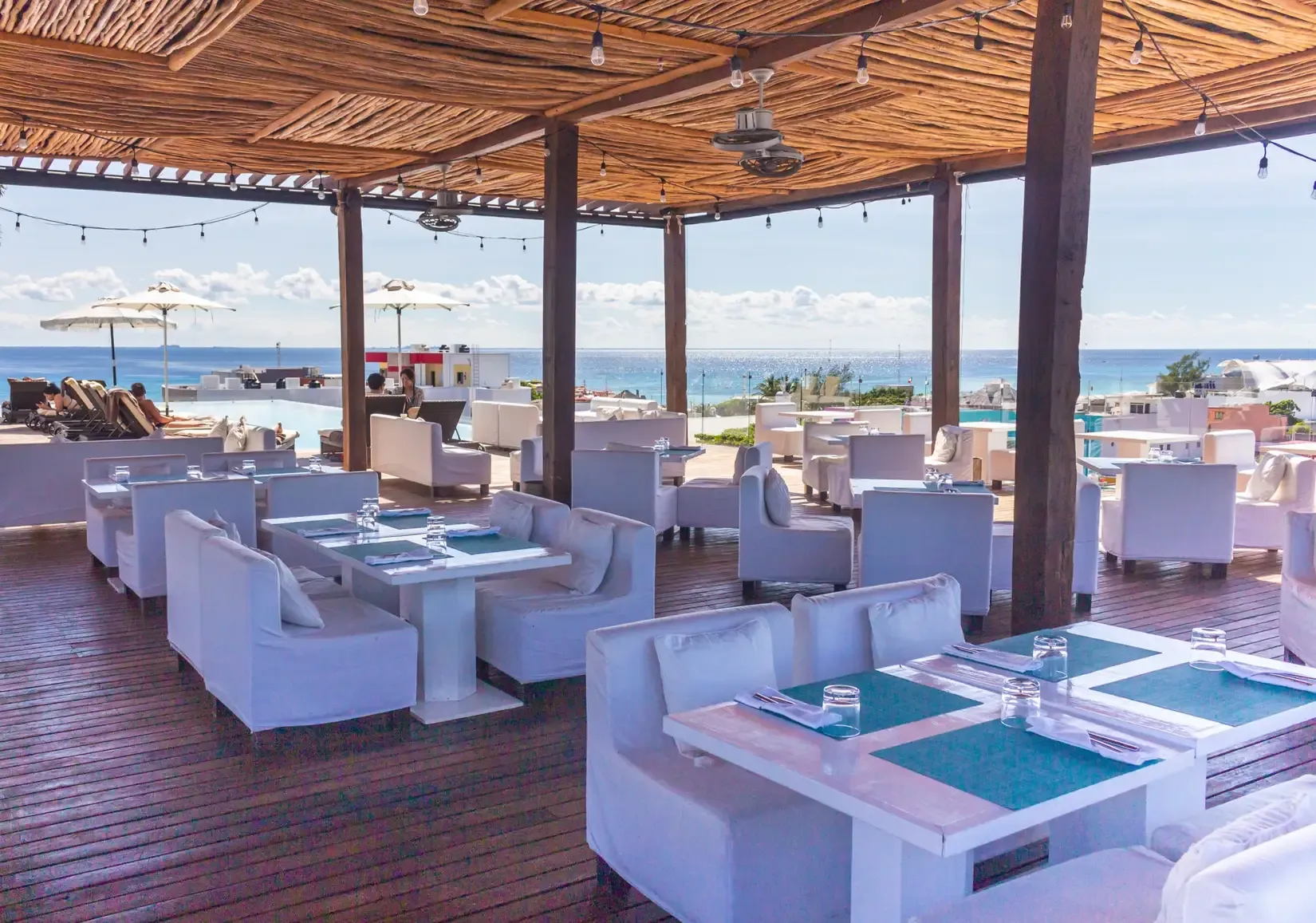 Outdoor dining at a resort with ocean views. The Fives Corpo