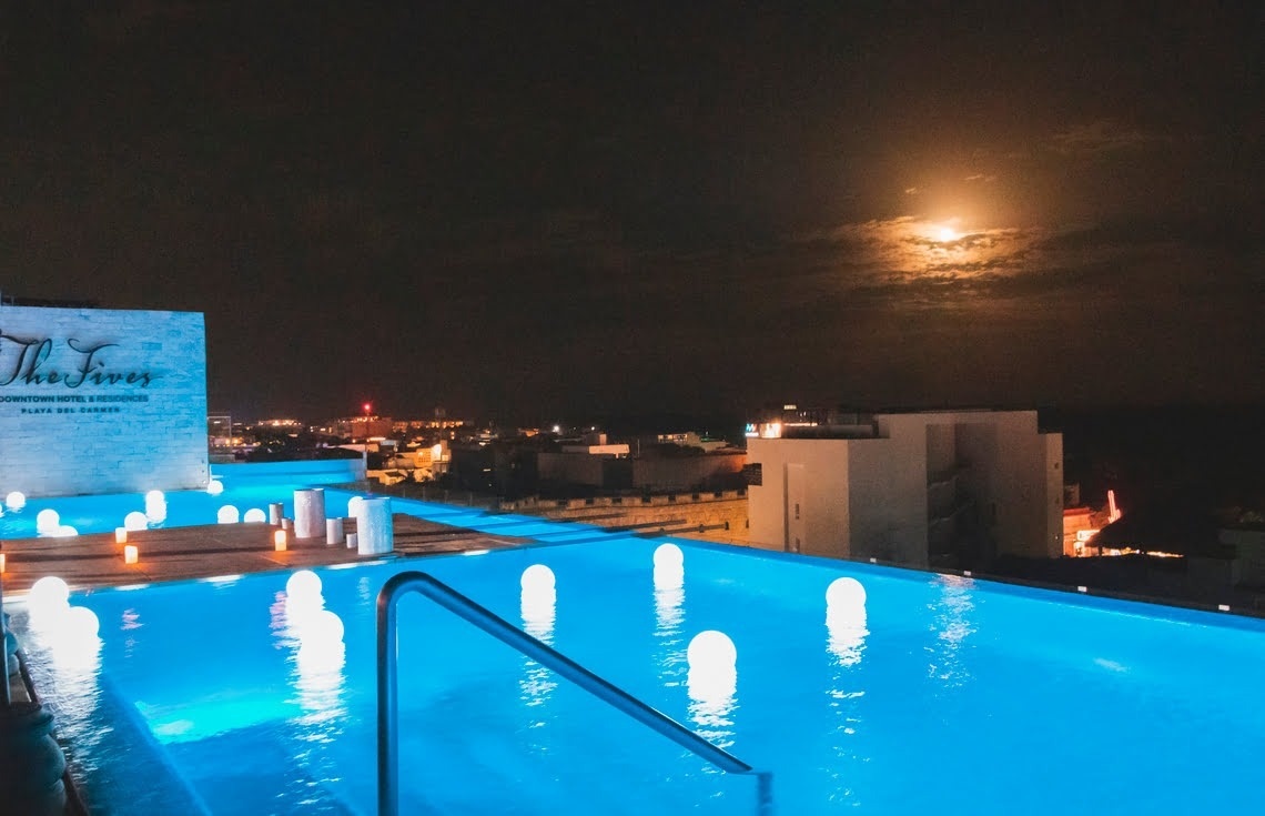 The Fives Downtown Hotel & Residences, Curio collection by Hilton