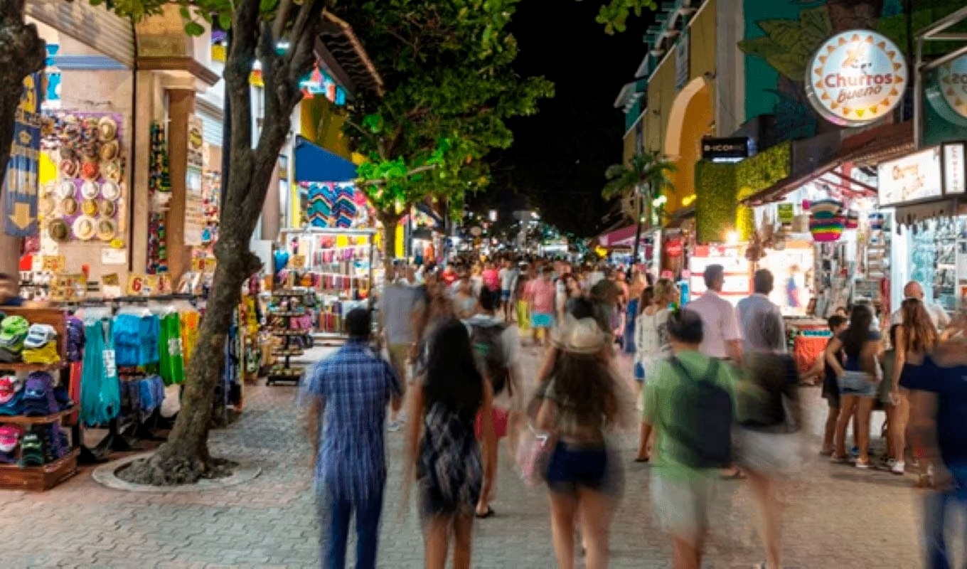 
              Experience a true Mexican getaway