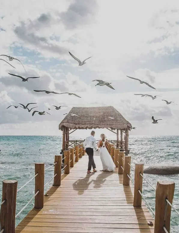 Celebración de boda frente al mar en The Beachfront by The Fives Hotels