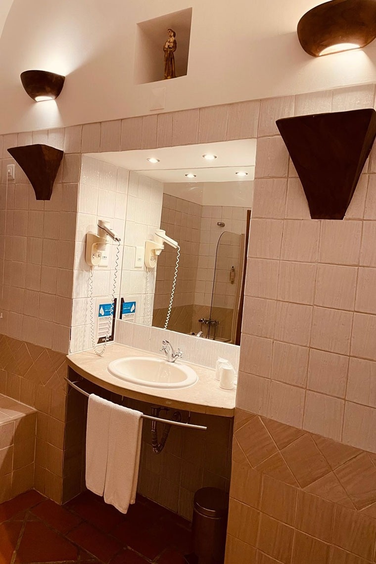 Flagworld Hotels
