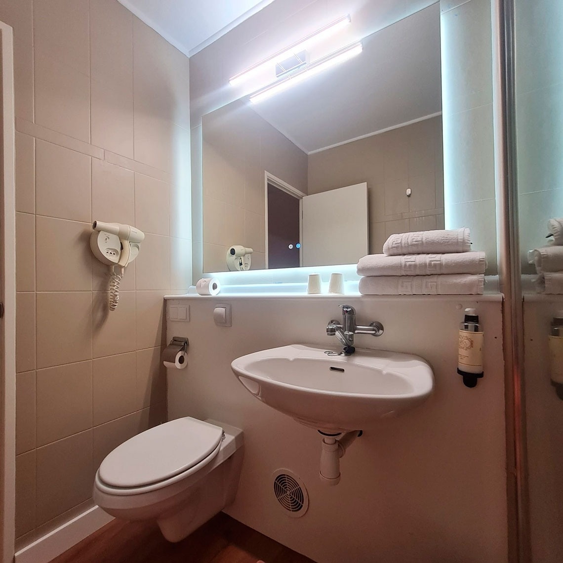 Flagworld Hotels