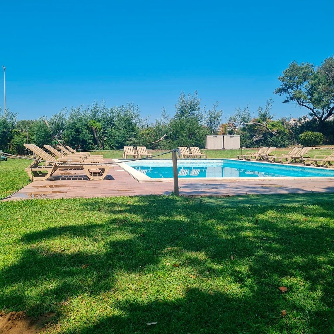 Piscina convidativa em Campanile Setúbal | Website oficial para relaxar.