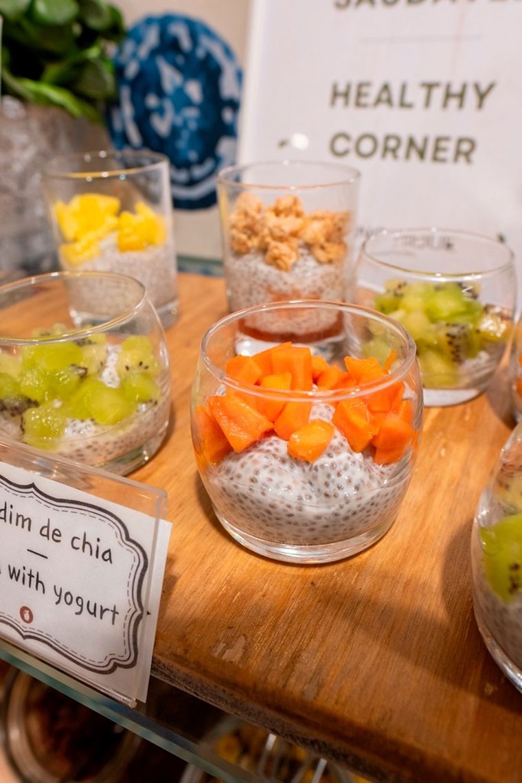 Opções saudáveis no Monchique Resort & SPA by Flagworld Hotels | Website oficial: Pudins de chia com frutas frescas.