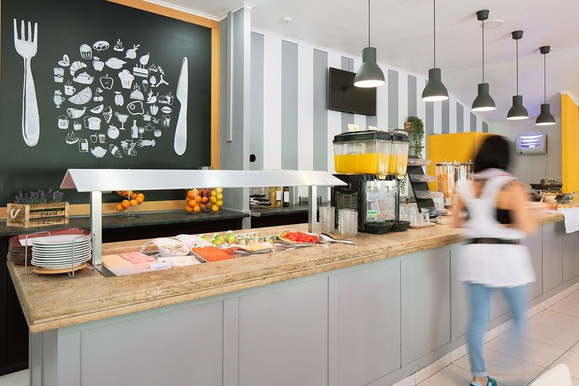 Buffet de café da manhã do Campanile Setúbal | Website oficial com frutas, pães e sucos.