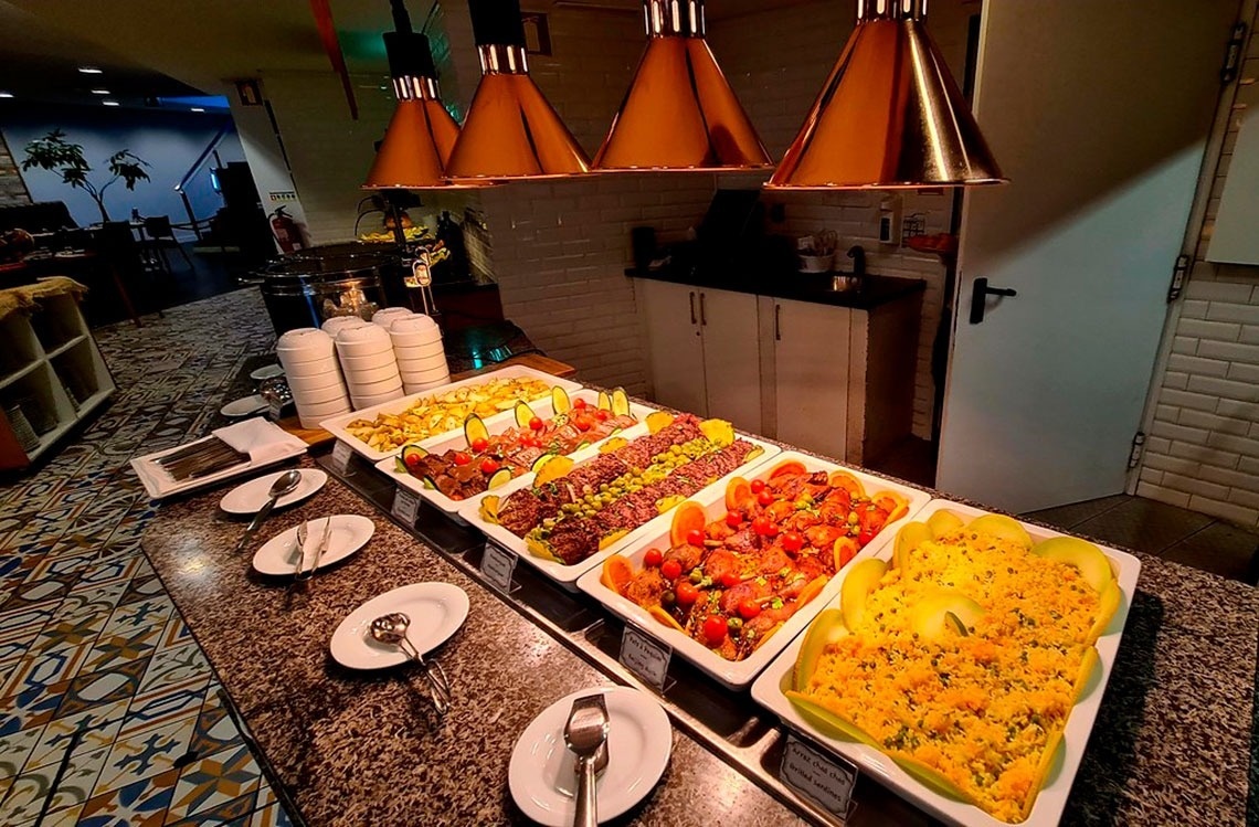 Buffet variado no Monchique Resort & SPA by Flagworld Hotels | Website oficial