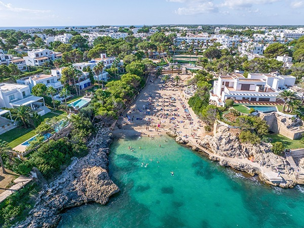 Hôtel Gavimar La Mirada : Piscines et plage de Cala d'Or, Îles Baléares