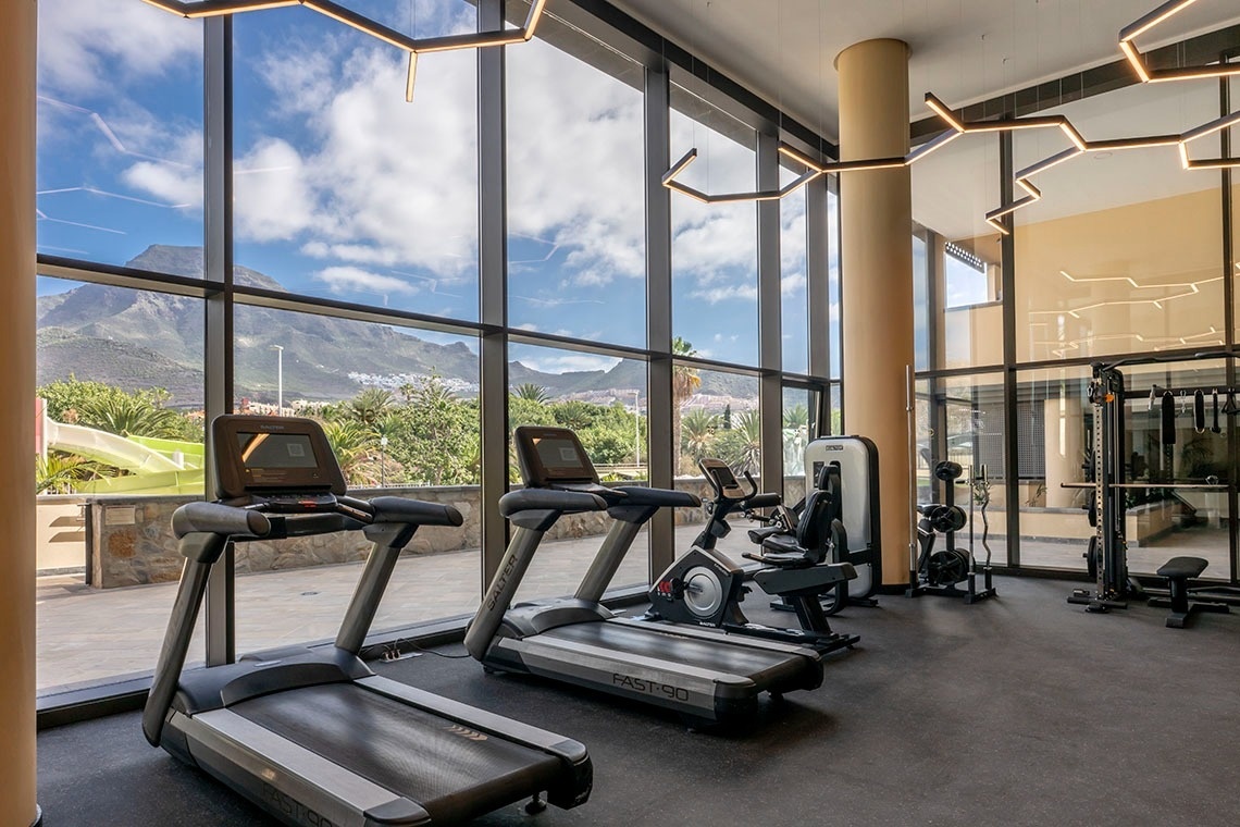 a room with a sign that says aiaiai on it