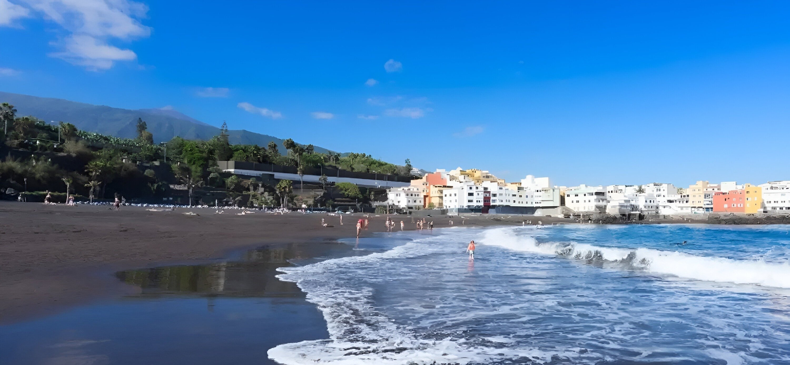 GF Noelia, the hotel with a pool in Puerto de la Cruz, perfect for exploring the north of Tenerife