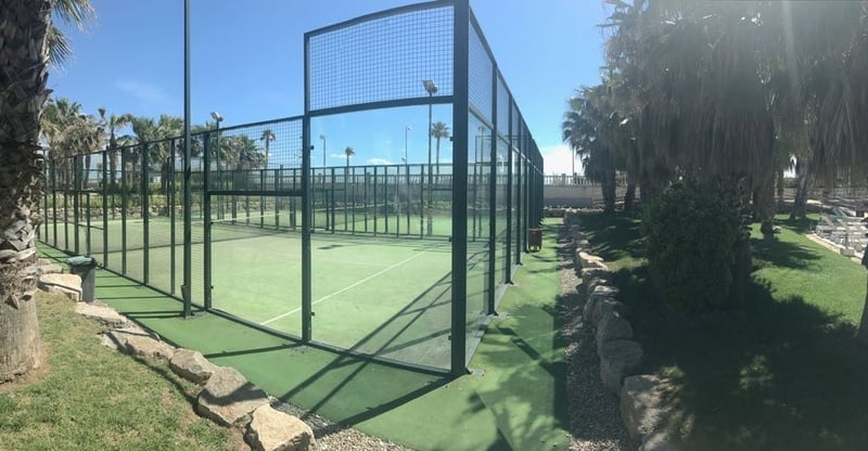 Terrains de paddle-tennis