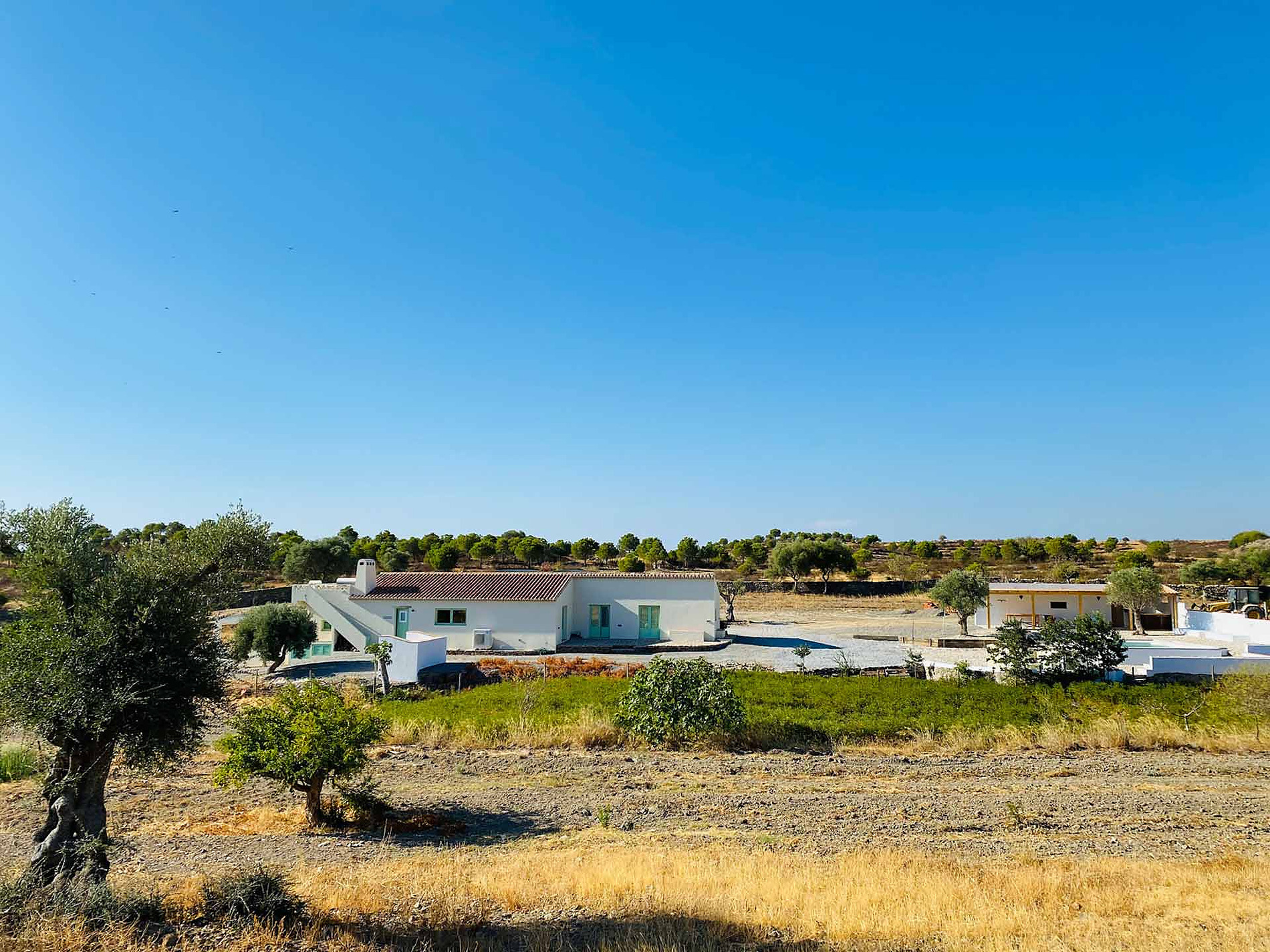 Horta de Bufenha: moderna casa rural com piscina no Alentejo, Portugal