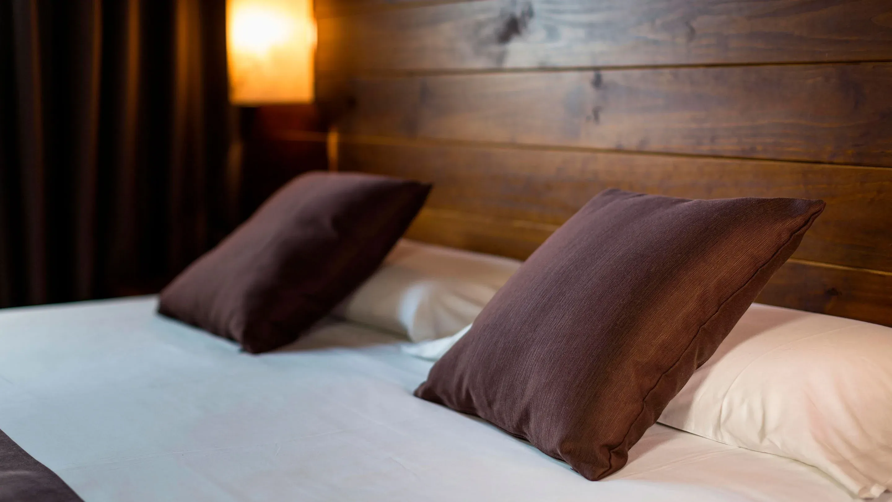 Pillow et literie confortables dans une chambre d'Hôtel Màgic La Massana | Nexta | Site Officiel