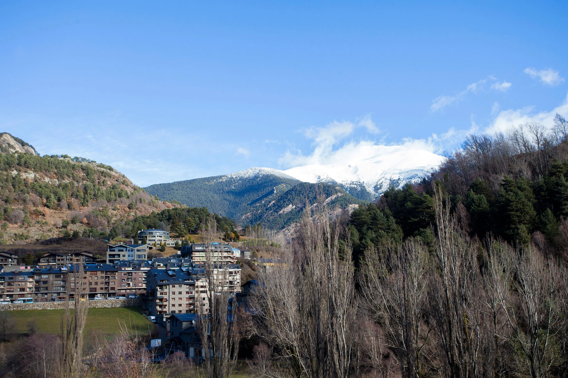 Piscina exterior en Hotel Marco Polo, Andorra. ¡Reserva tu estancia!