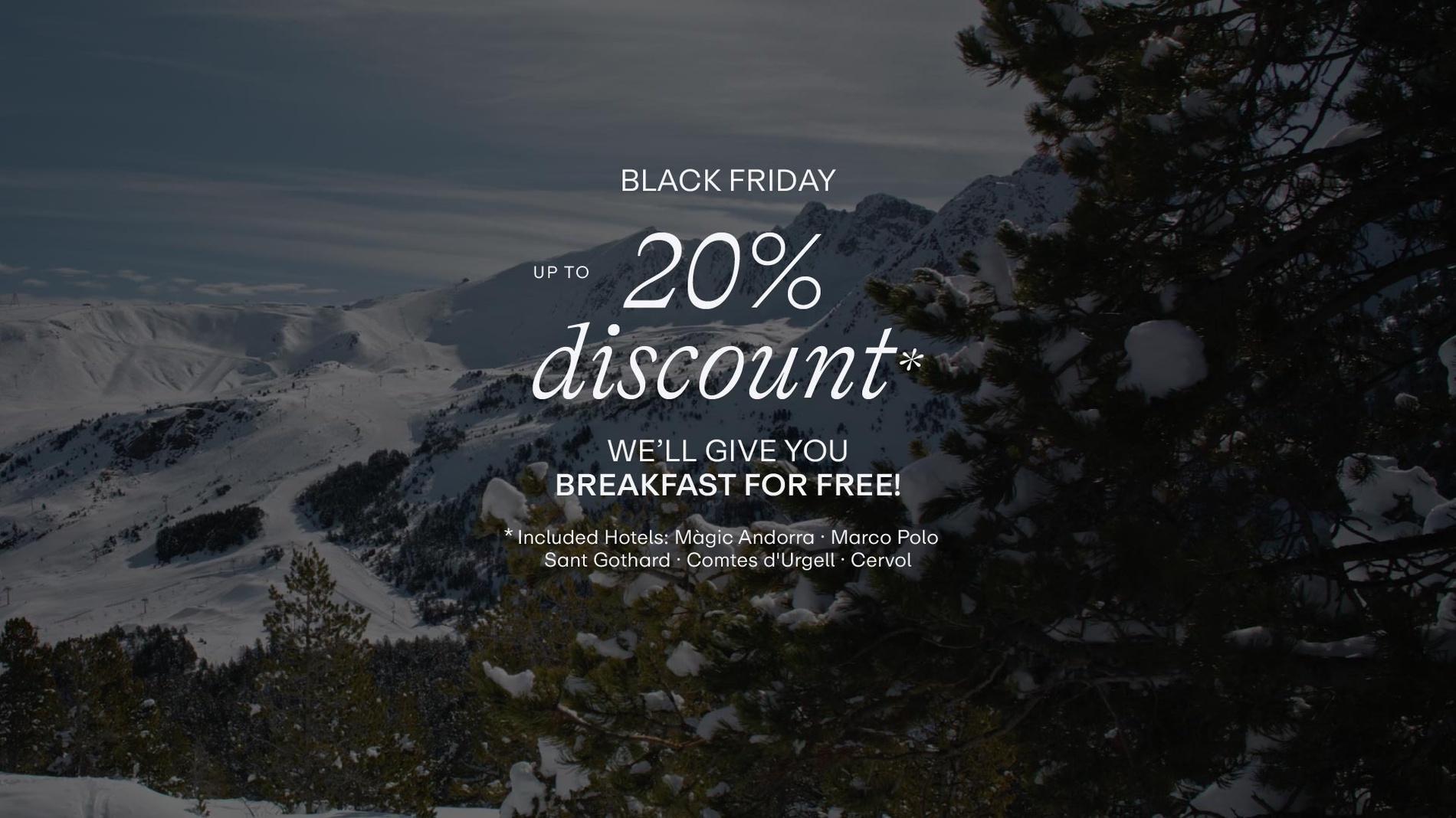 une rangée d' appartements avec des balcons couverts de neige