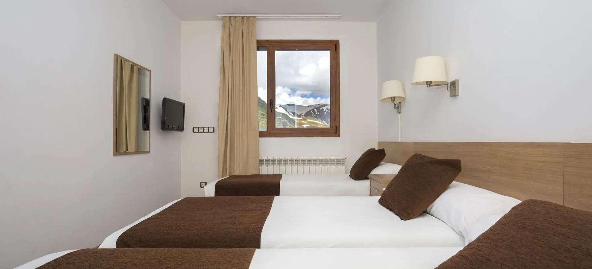 Chambre d'hôtel de ski avec vue sur les montagnes, Hôtel de ski de Catalogne | Nexta | Andorre | Site Officiel