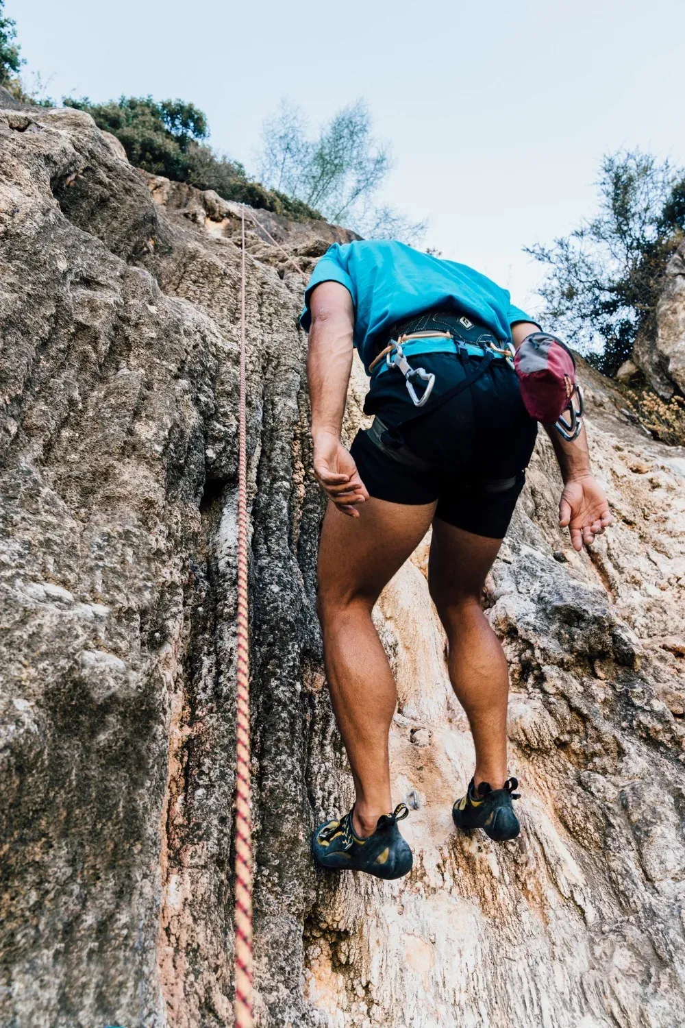 NEXTA: Corporate climbing, rock climbing gear