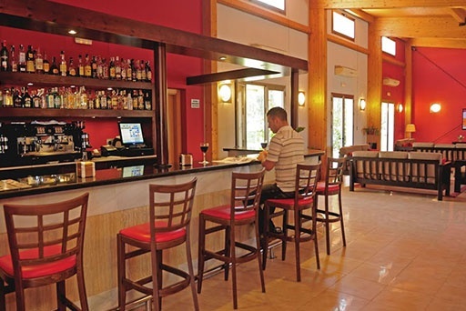 Bar-cafetería Bar-cafetería