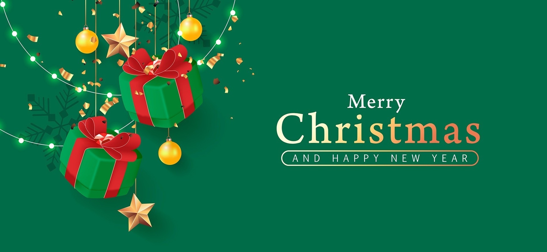 een vrouw rijdt op een waterglijbaan in een zwembad