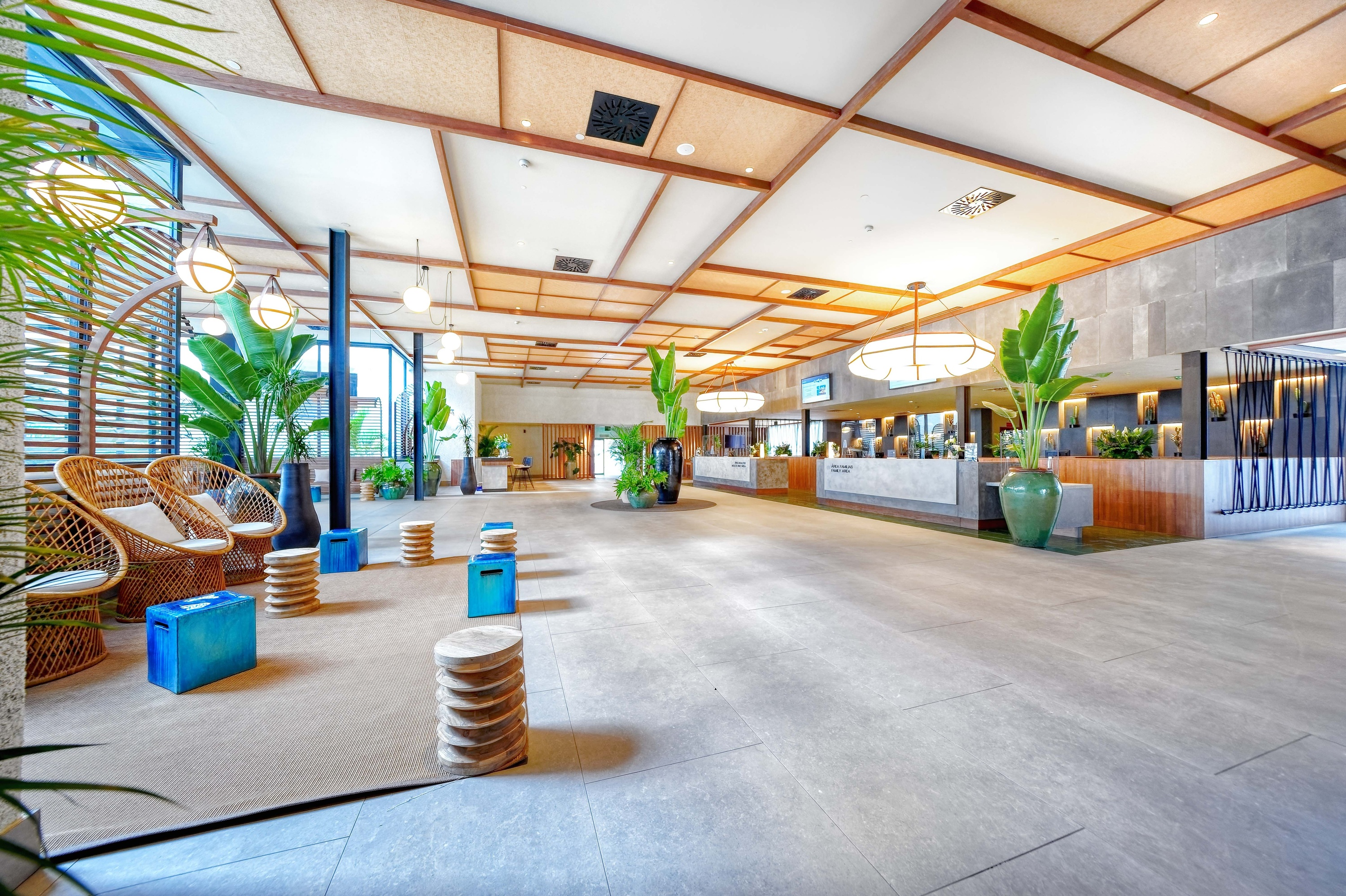 вестибюль отеля