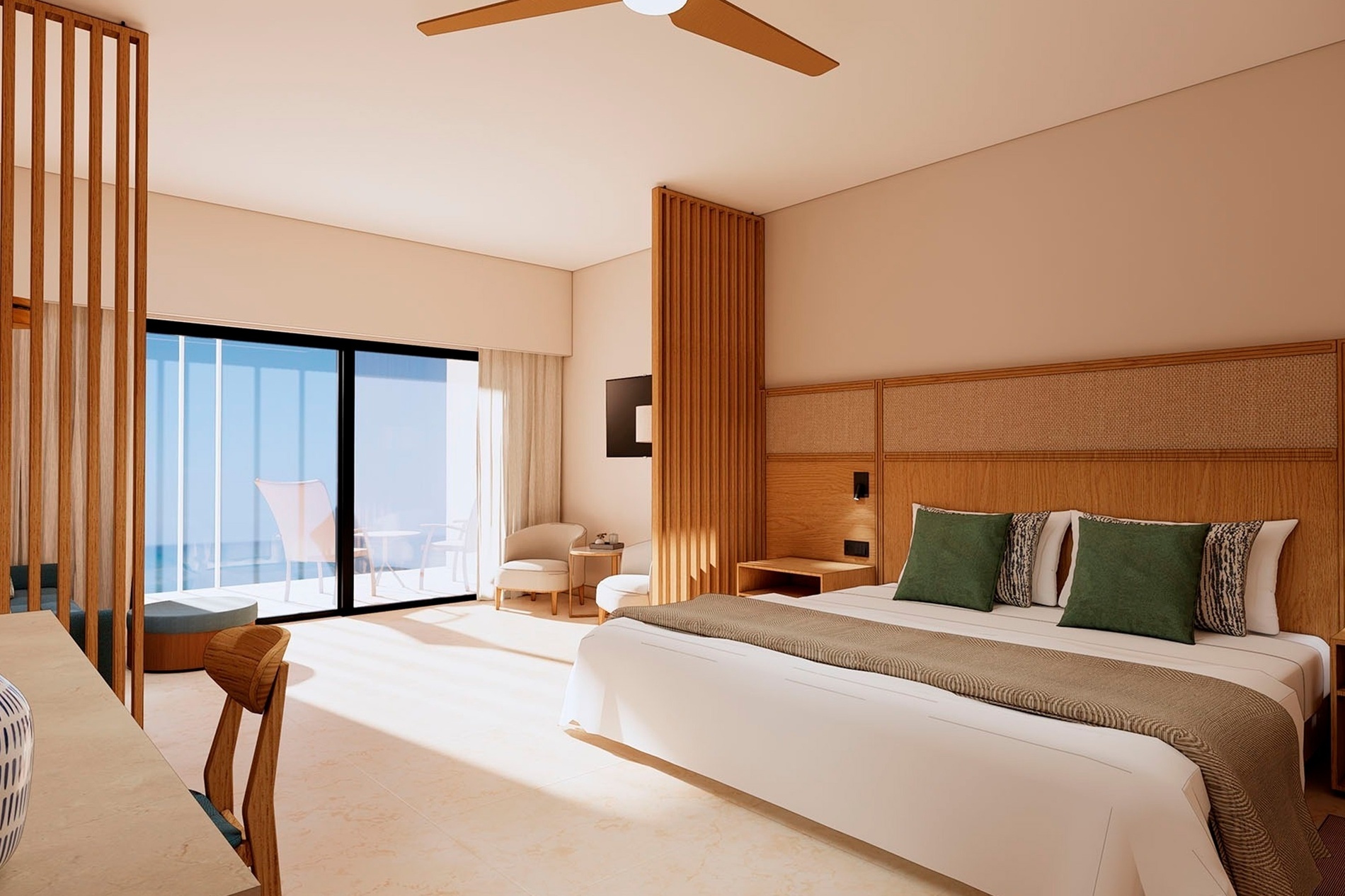 На изображении представлена современная гостиничная комната с видом на океан, разделенная деревянными рейками на спальную и гостиную зоны, с преобладанием светлых и натуральных оттенков.