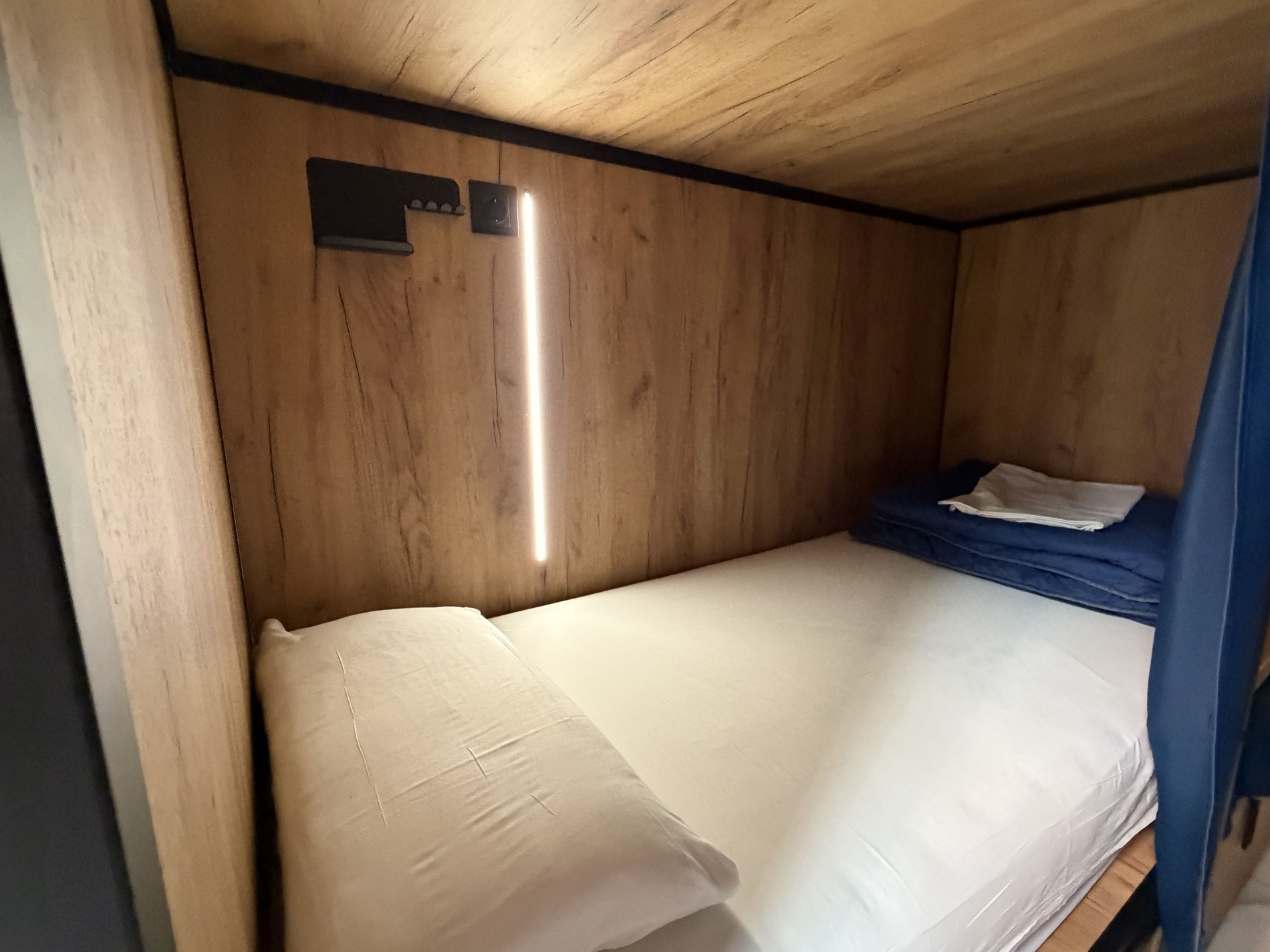 Joy Hostels & Hotels