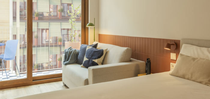 Estudio Confort Queen Con Sofá Cama