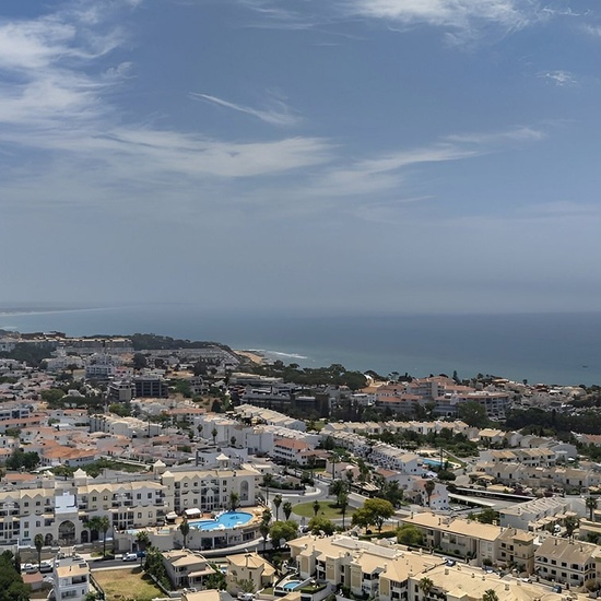 Fachada e vistas panorâmicas