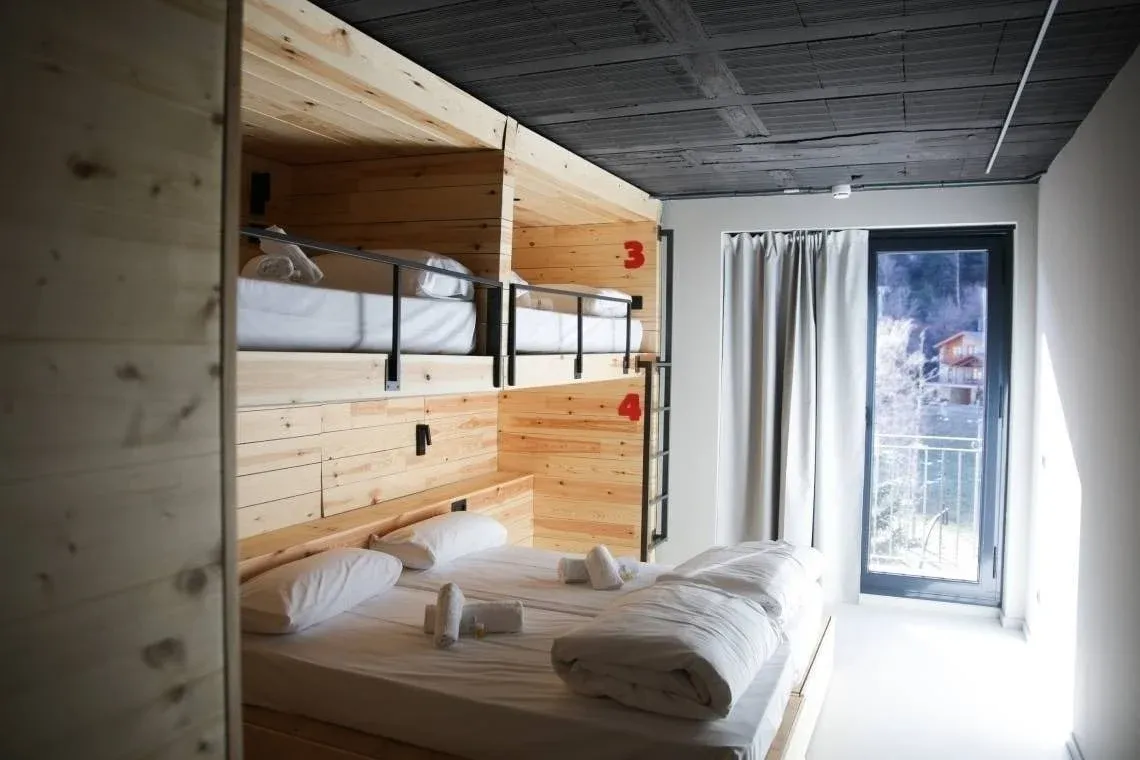 Private room for 4 people at Ky Mountain Hostel Arinsal