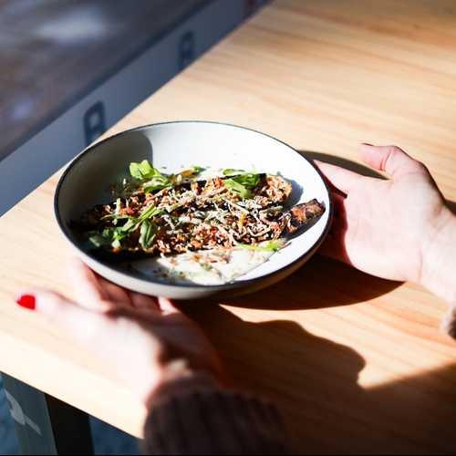 Plato de berenjena rellena