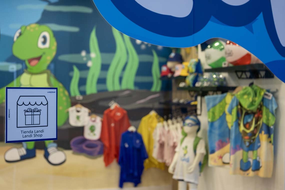 Tienda Landi: Ropa infantil temática de tortuga en Landmar.