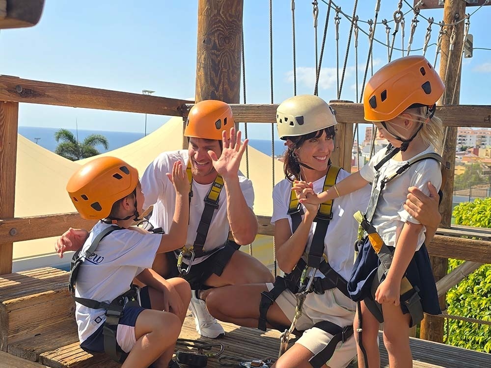Landmar Fun: pools, slides and multi-adventure activities to enjoy to the fullest.