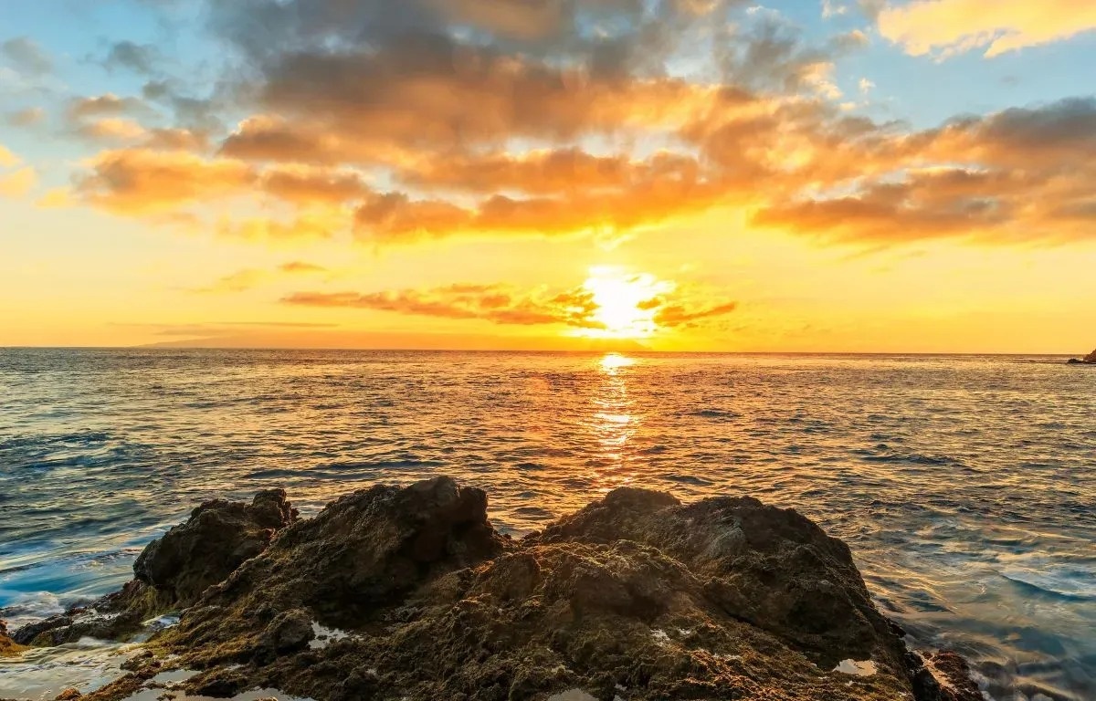 
              Natural swimming pool Los Gigantes