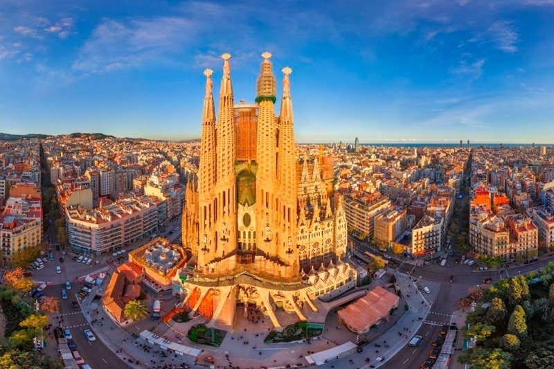 an aerial view of the sagrada familia cathedral in barcelona