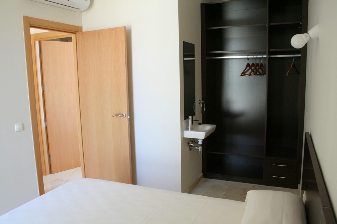 APARTAMENT QUÀDRUPLE AMB TERRASSA