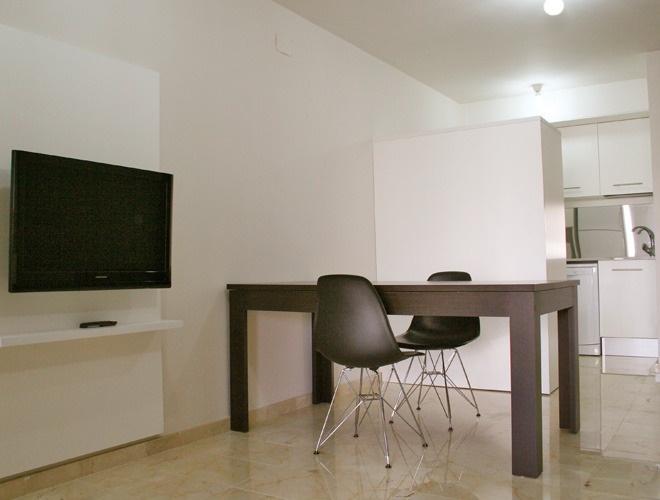 APARTAMENTO DOBLE LARGECON JARDÍN