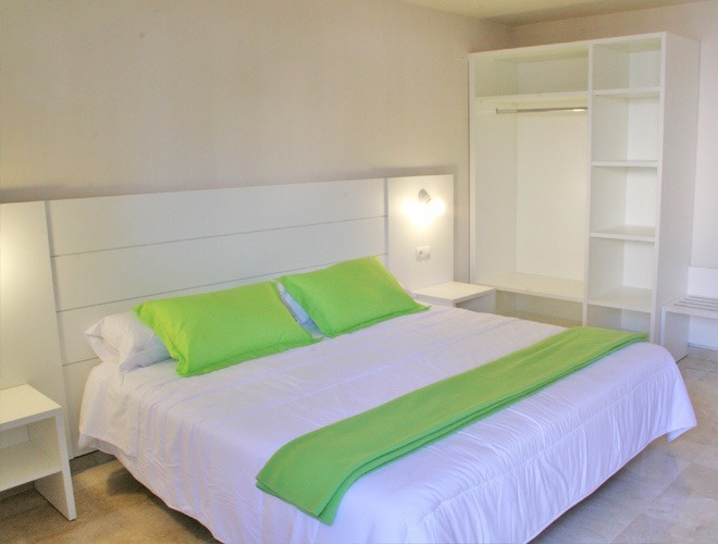 APARTAMENT FAMILIAR AMB JARDÍ