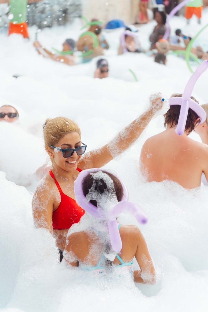 LHVC Resorts: Fun body in foam party.