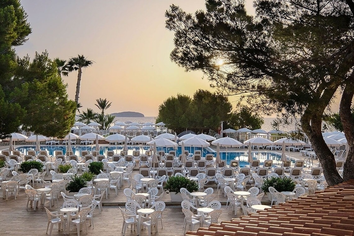 Llum Hotels