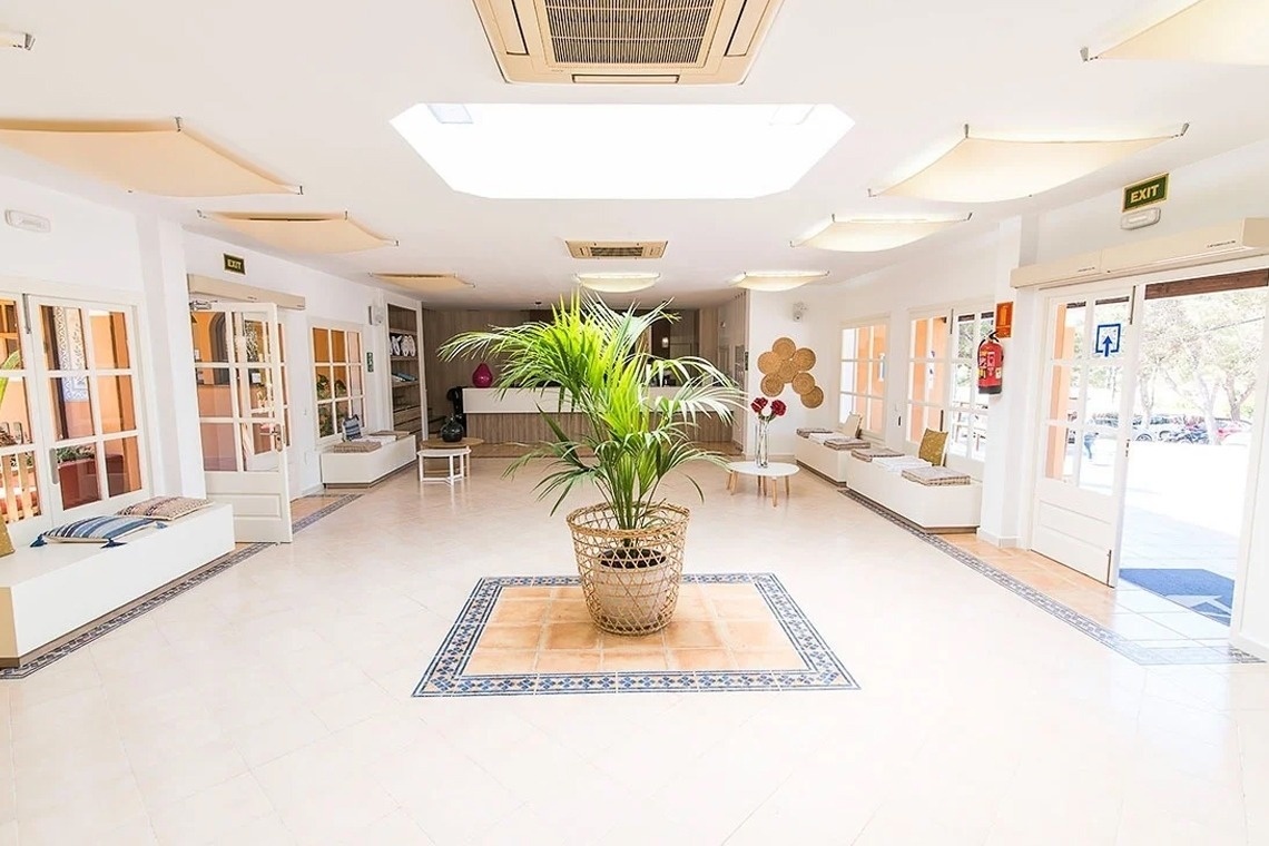 Llum Hotels