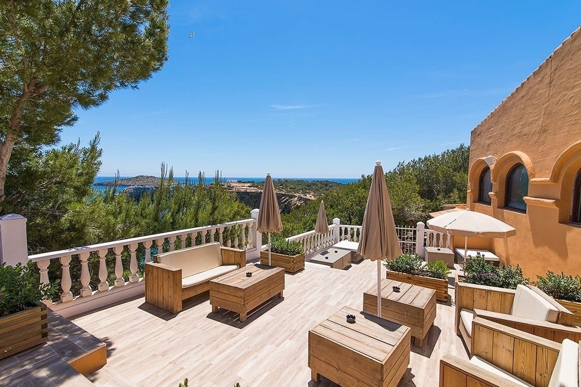 Llum Hotels