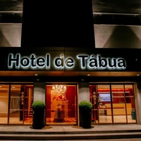 Luna Hotel de Tábua