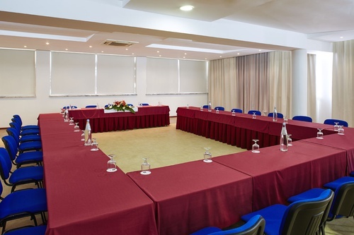 Luna Hotels & Resorts 