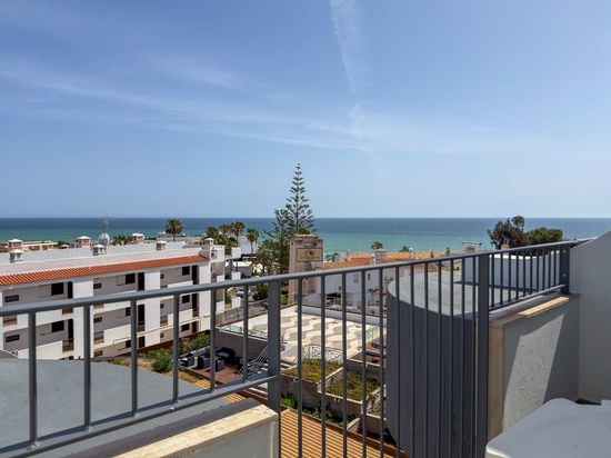 Vista mar da varanda do Luna Clube Oceano - Apartamentos em Albufeira.